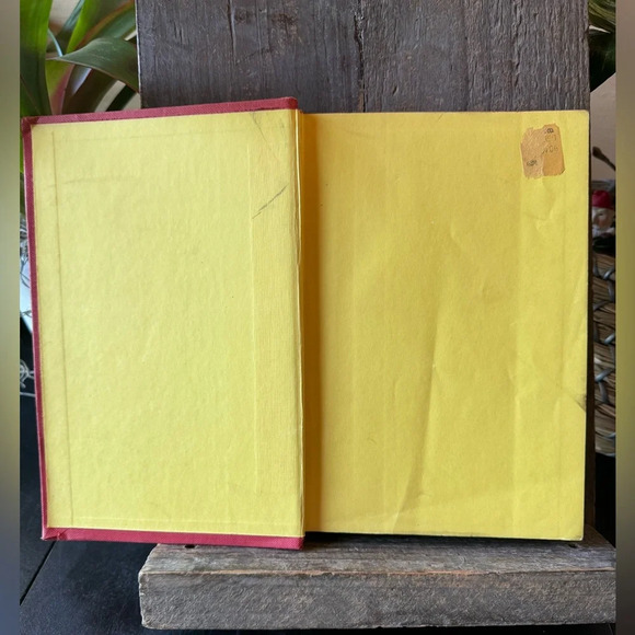 VINTAGE Treasure Island Children’s Hardback Book - Picture 3 of 10